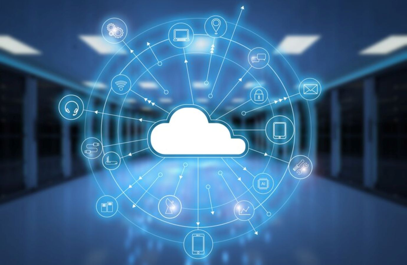 Cloud memungkinkan bisnis kecil mengakses infrastruktur IT berkelas enterprise tanpa harus memiliki dan mengelolanya sendiri.