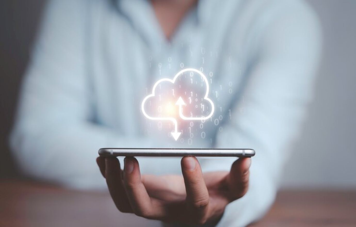 Sistem keamanan cloud yang bekerja berlapis memastikan setiap potensi ancaman dapat terdeteksi dan ditangani lebih cepat.