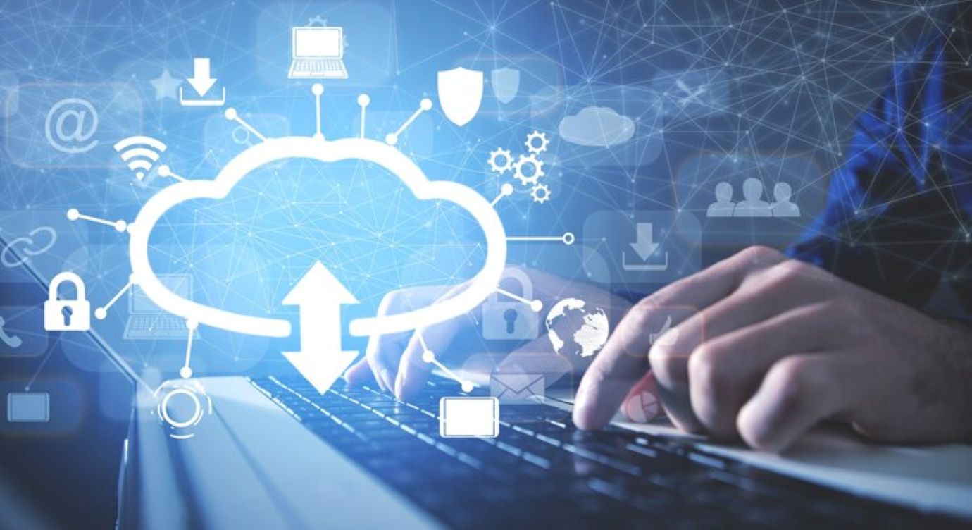 Konsep keamanan cloud yang tepat mencakup kombinasi teknologi enkripsi, isolasi sistem, dan kebijakan akses yang saling melengkapi.
